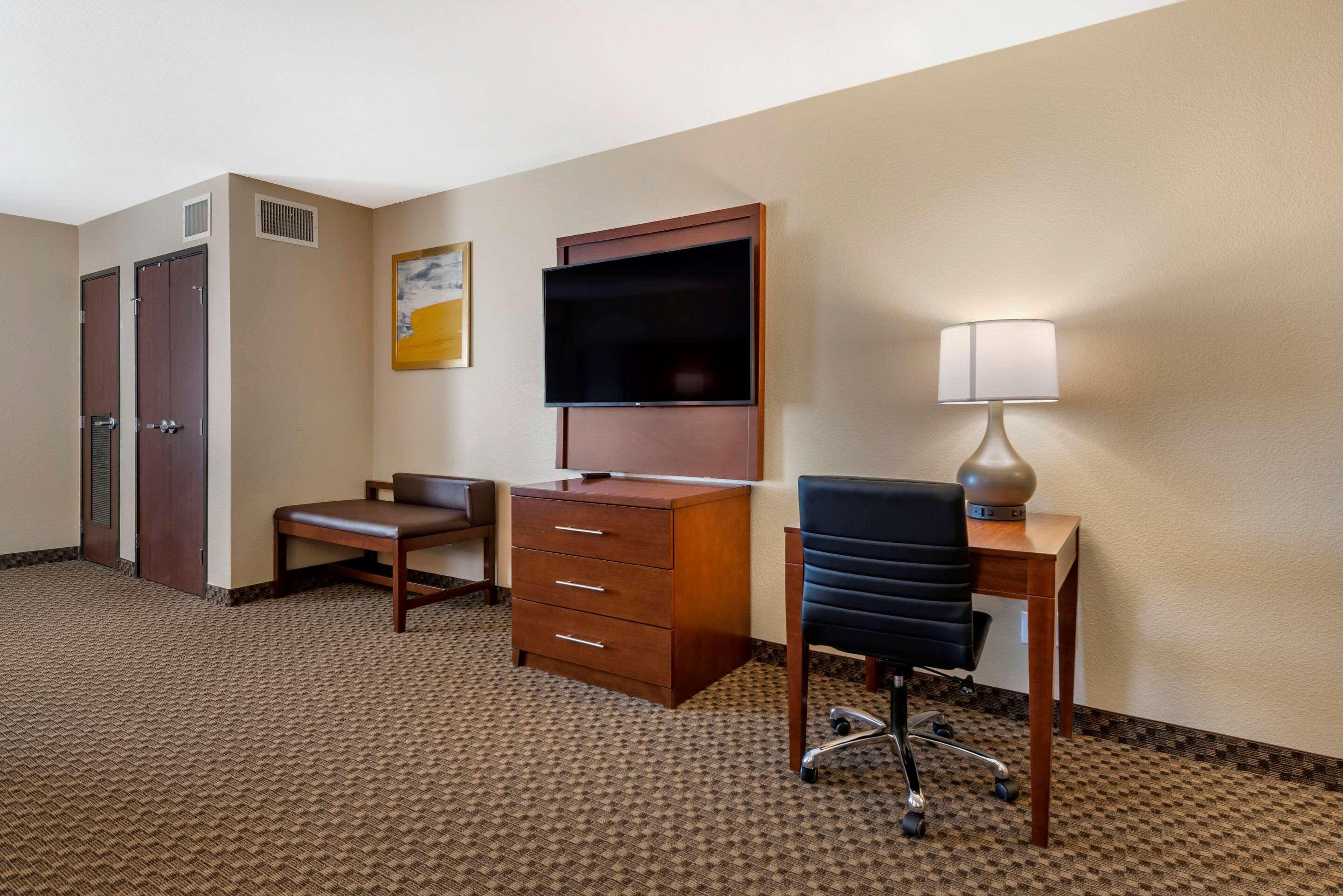 Comfort Suites Broomfield-Boulder-Interlocken Zewnętrze zdjęcie