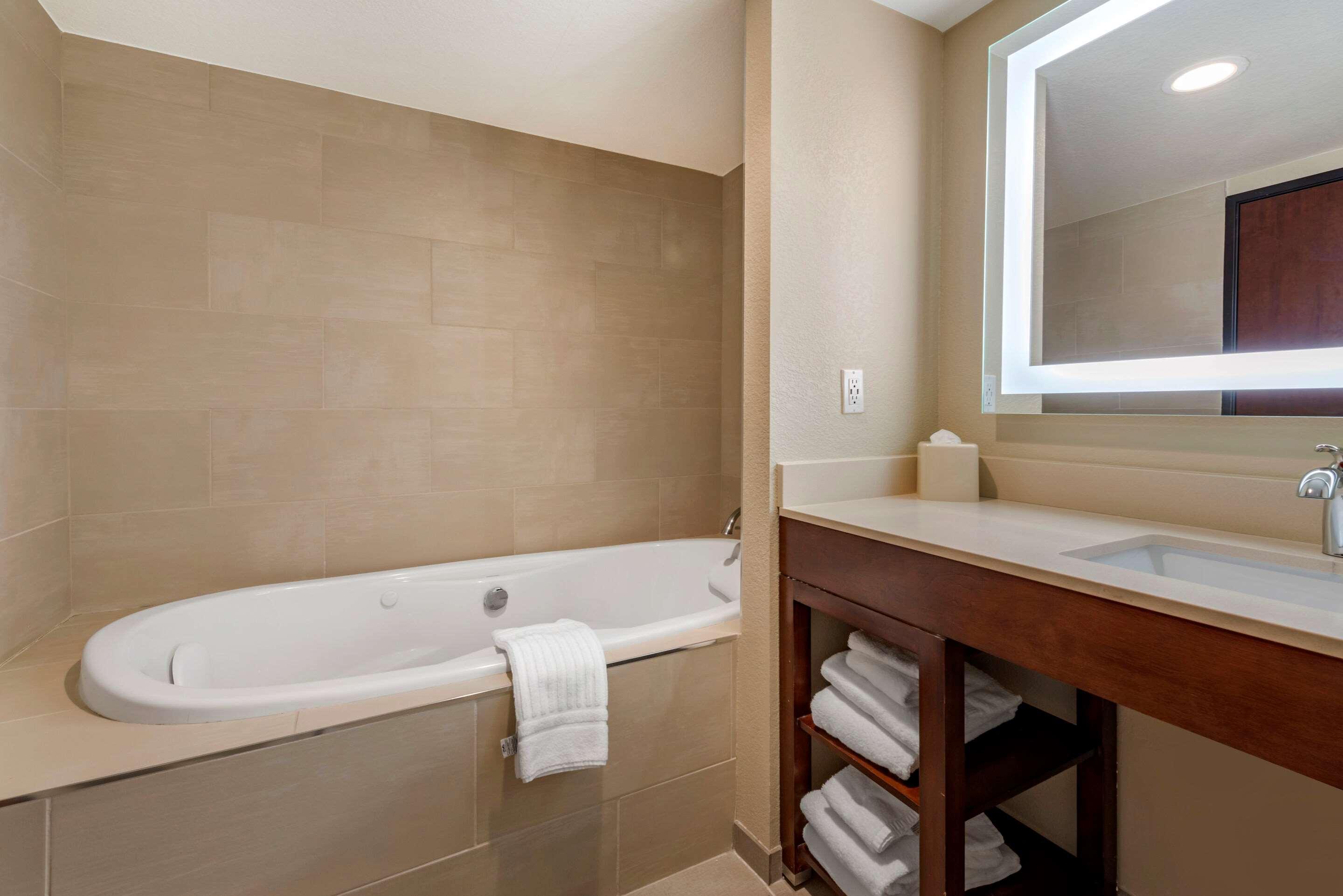 Comfort Suites Broomfield-Boulder-Interlocken Zewnętrze zdjęcie